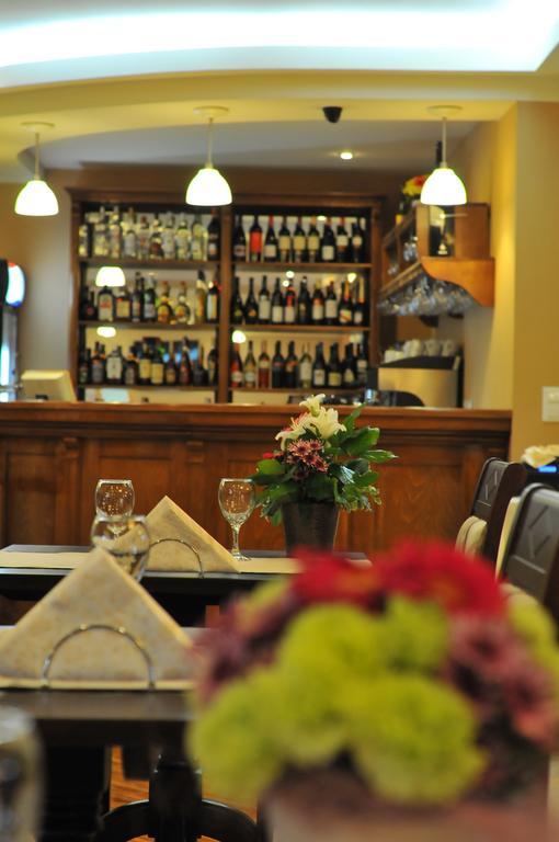 Pension La Fontana Baia Mare Bagian luar foto